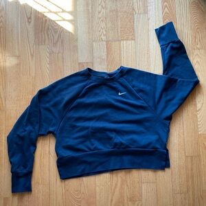 NIKE Oversized Sweater | Cut out on the back